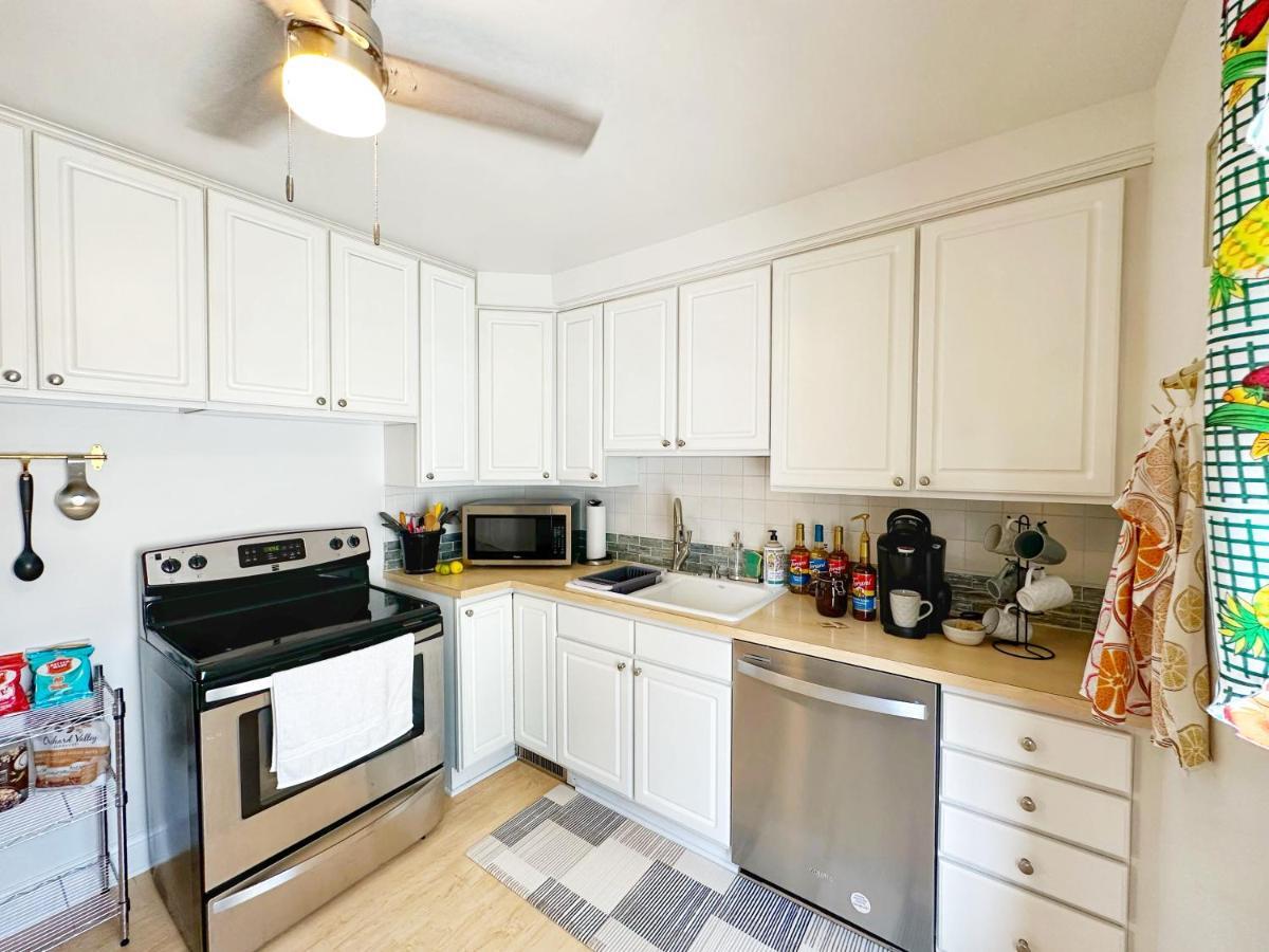 Cozy, Private Loft 15 Min Away From Downtown Detroit Apartment Grosse Pointe Park Luaran gambar